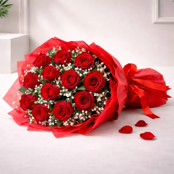 romantic bunch of red roses romantic bunch of red roses