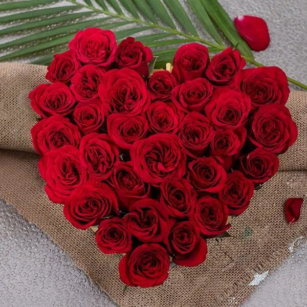 pure love heart shape blooms pure love heart shape blooms