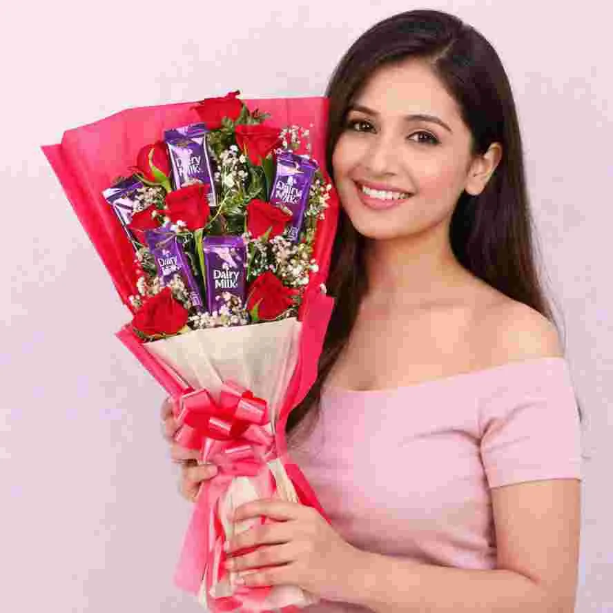 roses and chocolate arrangement roses and chocolate arrangement