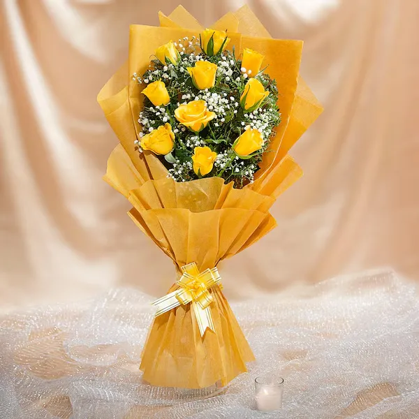 lovely 10 yellow roses bouquet lovely 10 yellow roses bouquet