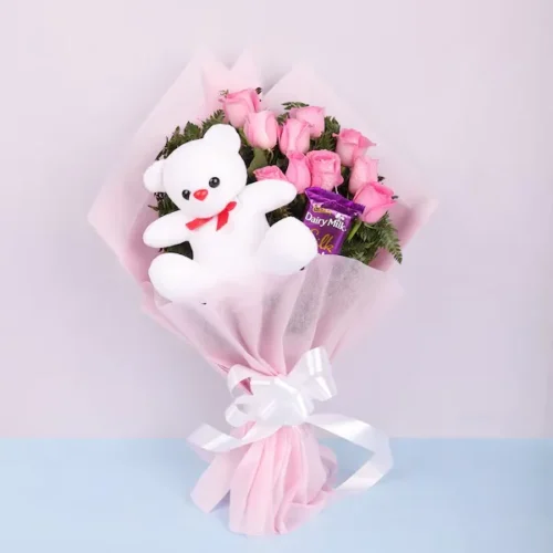 wonderful pink roses with teddy